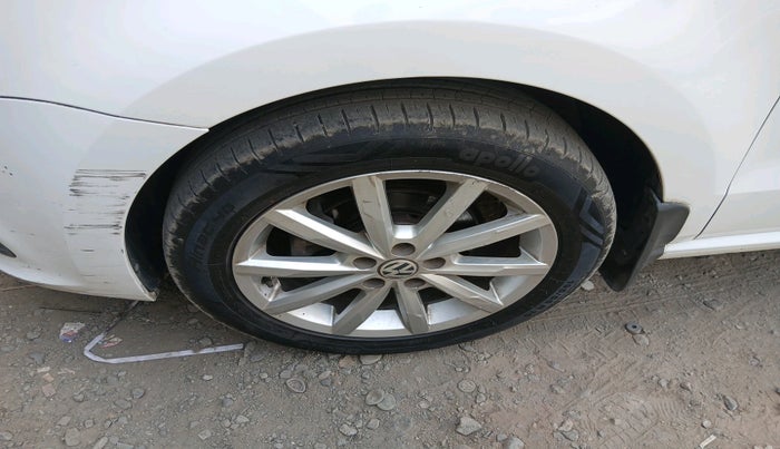 2018 Volkswagen Polo HIGHLINE PLUS 1.0 16 ALLOY, Petrol, Manual, 57,880 km, tyre