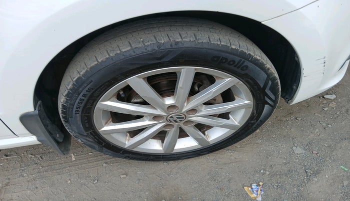 2018 Volkswagen Polo HIGHLINE PLUS 1.0 16 ALLOY, Petrol, Manual, 57,880 km, tyre