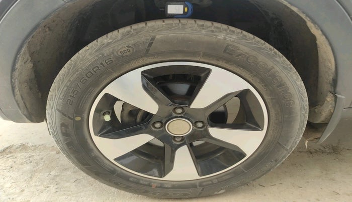 2019 Tata NEXON XZ PLUS PETROL, Petrol, Manual, 36,782 km, tyre