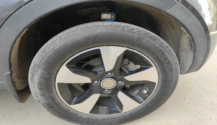 2019 Tata NEXON XZ PLUS PETROL, Petrol, Manual, 36,782 km, tyre