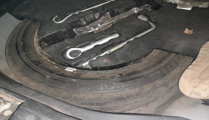 2018 Honda WR-V 1.5L I-DTEC VX MT, Diesel, Manual, 1,07,716 km, tyre