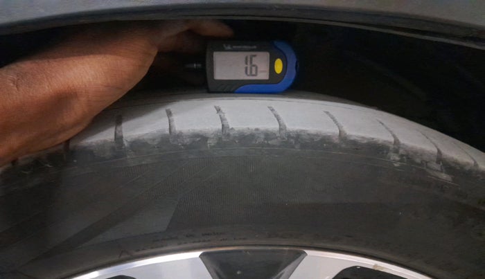 2018 Honda WR-V 1.5L I-DTEC VX MT, Diesel, Manual, 1,07,716 km, tyre