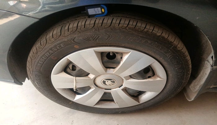 2021 Skoda Rapid ACTIVE 1.0 TSI, Petrol, Manual, 40,393 km, tyre