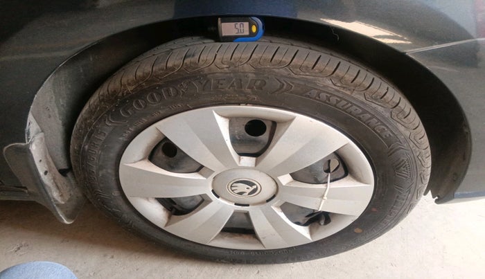 2021 Skoda Rapid ACTIVE 1.0 TSI, Petrol, Manual, 40,393 km, tyre