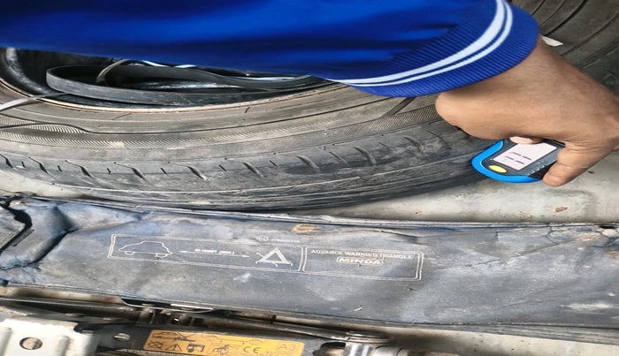 2013 Nissan Sunny XV DIESEL, Diesel, Manual, 1,09,893 km, tyre