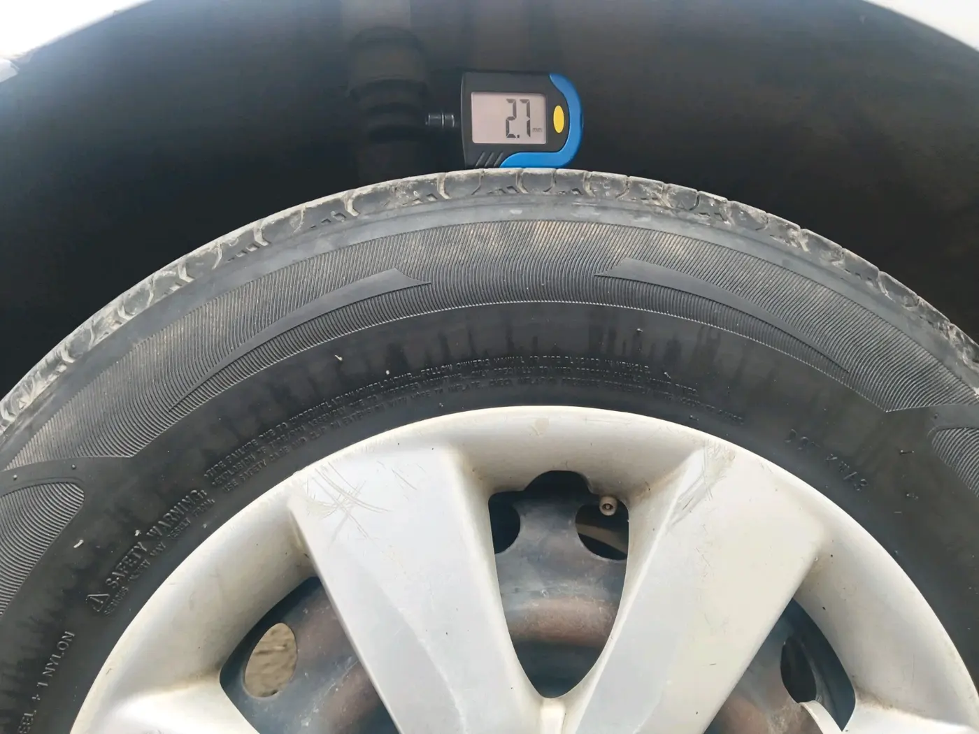 2013 Nissan Sunny XV DIESEL, Diesel, Manual, 1,09,893 km, tyre