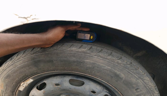 2011 Volkswagen Vento COMFORTLINE 1.6, Petrol, Manual, 95,604 km, tyre