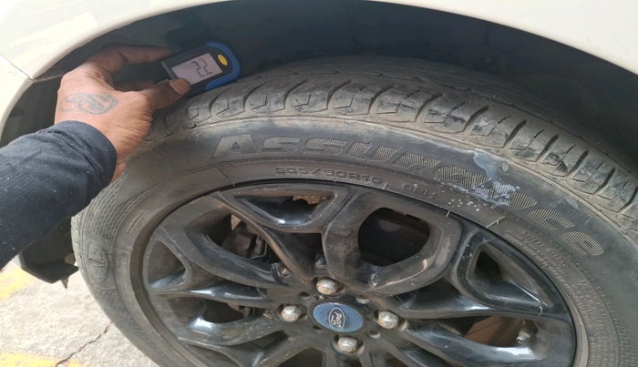 2016 Ford Ecosport TITANIUM 1.5L DIESEL, Diesel, Manual, 1,38,875 km, tyre