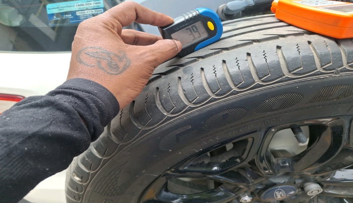 2016 Ford Ecosport TITANIUM 1.5L DIESEL, Diesel, Manual, 1,38,875 km, tyre