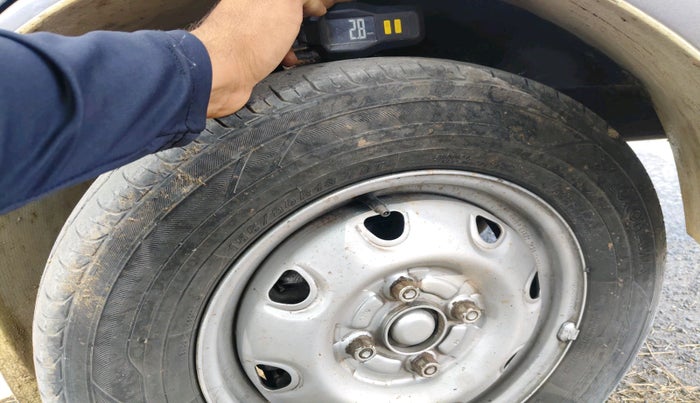 2018 Maruti Eeco 5 STR WITH A/C+HTR, Petrol, Manual, 1,48,398 km, tyre