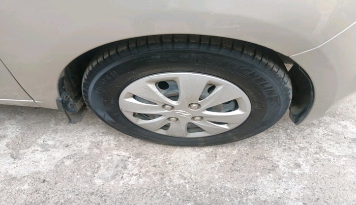 2012 Hyundai i10 SPORTZ 1.2, Petrol, Manual, 72,181 km, tyre