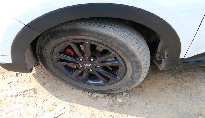 2016 Hyundai Creta  SX 1.6 Petrol , Petrol, Manual, 91,489 km, tyre