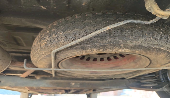 2023 Renault TRIBER RXZ, Petrol, Manual, 34,499 km, tyre