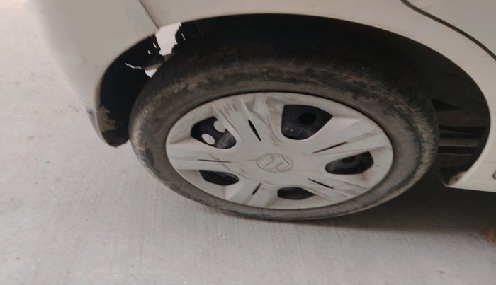 2017 Maruti Wagon R 1.0 VXI, CNG, Manual, 55,692 km, tyre