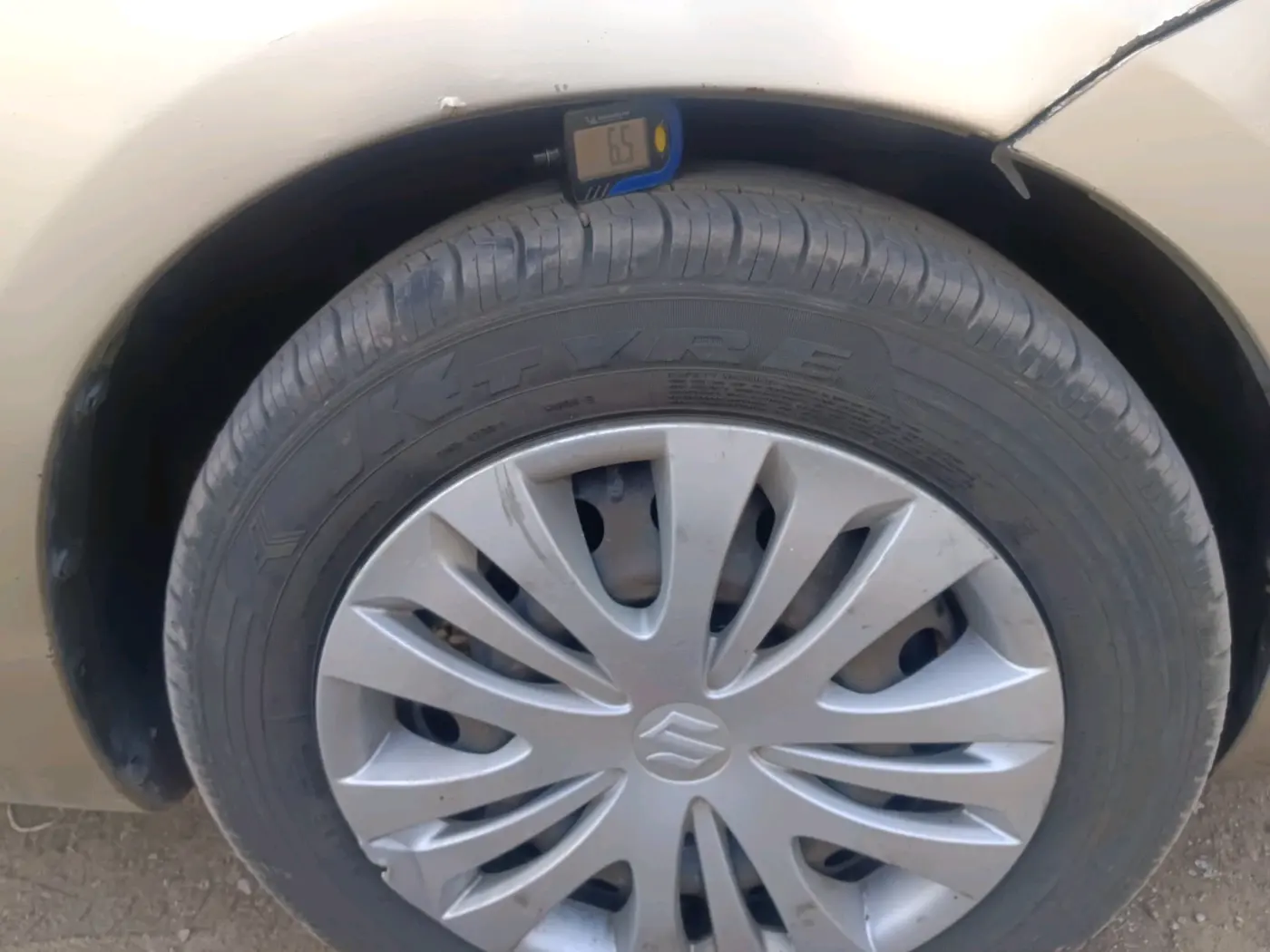 2013 Maruti Ertiga VDI, Diesel, Manual, 2,25,000 km, tyre
