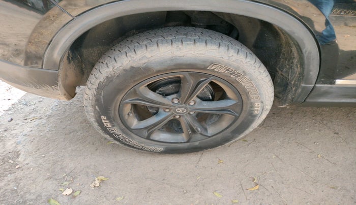 2021 Tata Harrier XT 2.0L KRYOTEC DARK EDITION, Diesel, Manual, 59,180 km, tyre