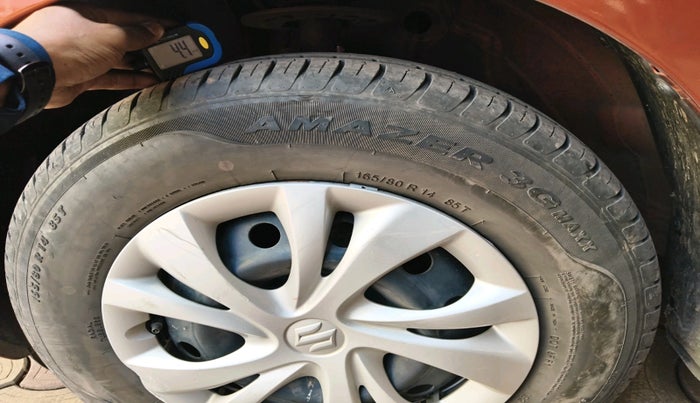 2021 Maruti Swift VXI, Petrol, Manual, 29,628 km, tyre