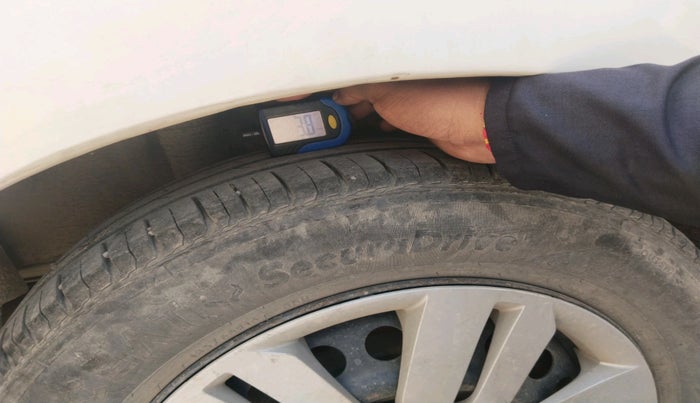 2014 Honda City 1.5L I-DTEC SV, Diesel, Manual, 1,15,299 km, tyre