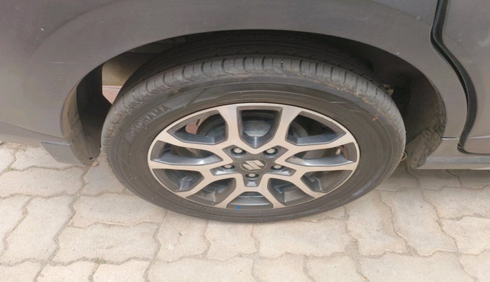 2022 Maruti XL6 ALPHA PLUS AT, Petrol, Automatic, 59,955 km, tyre