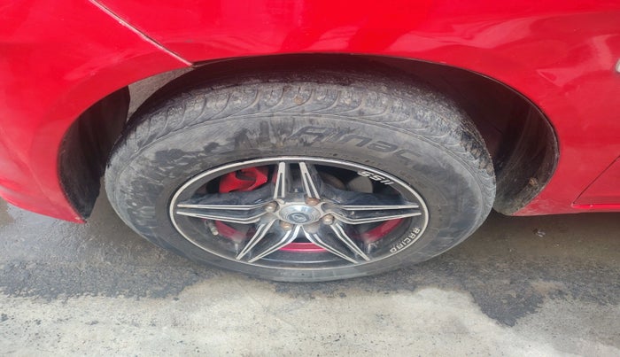 2012 Honda Brio S MT, Petrol, Manual, 45,099 km, tyre