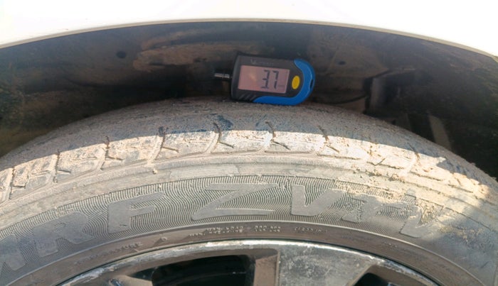 2014 Maruti Swift Dzire ZDI, Diesel, Manual, 95,321 km, tyre