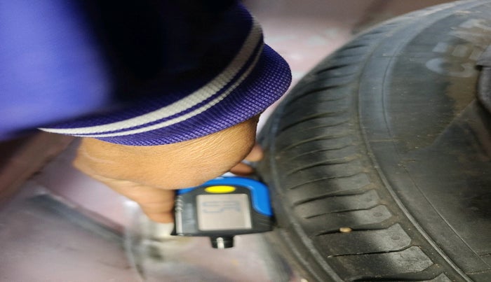 2018 Hyundai Verna 1.6 VTVT SX O, Petrol, Manual, 74,745 km, tyre