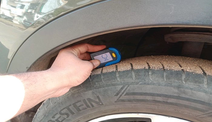 2021 Tata NEXON XZA PLUS (O) DIESEL, Diesel, Automatic, 1,08,155 km, tyre