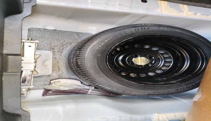 2015 Honda City 1.5L I-VTEC SV CVT, Petrol, Automatic, 9,874 km, tyre