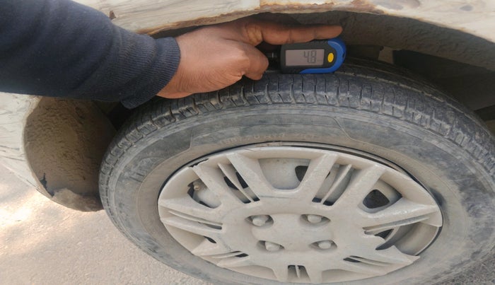 2014 Hyundai Santro Xing GL PLUS, Petrol, Manual, 1,16,575 km, tyre