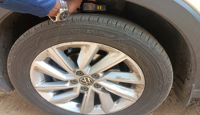 2022 Volkswagen TAIGUN HIGHLINE 1.0 TSI AT, Petrol, Automatic, 68,079 km, tyre