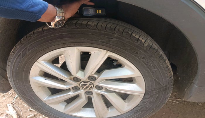 2022 Volkswagen TAIGUN HIGHLINE 1.0 TSI AT, Petrol, Automatic, 68,079 km, tyre