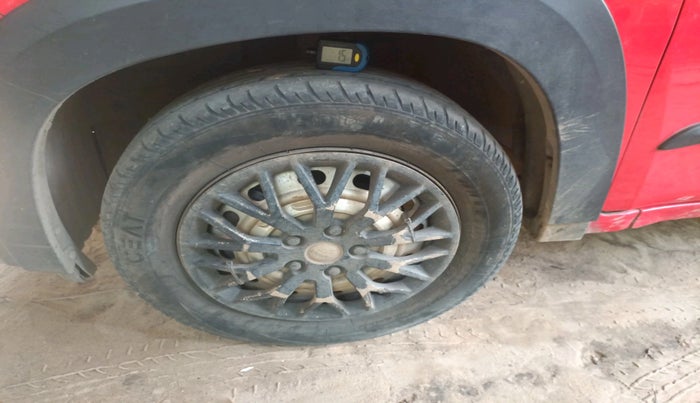 2019 Mahindra KUV 100 NXT K2+ P 6 STR, CNG, Manual, 1,24,134 km, tyre