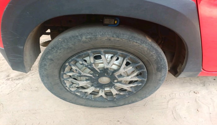 2019 Mahindra KUV 100 NXT K2+ P 6 STR, CNG, Manual, 1,24,134 km, tyre