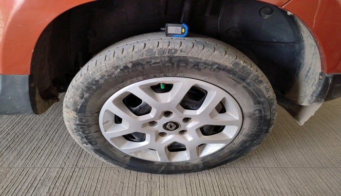 2019 Renault Duster 85 PS RXS MT DIESEL, Diesel, Manual, 70,183 km, tyre