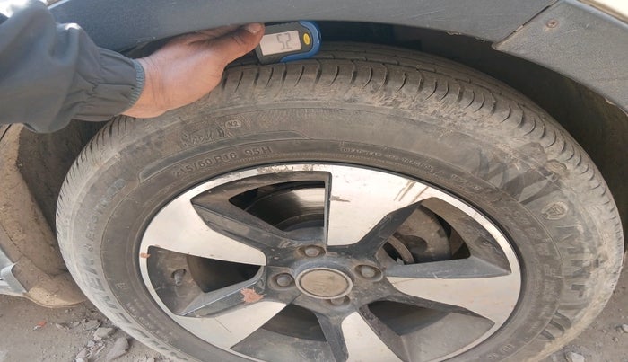 2018 Tata NEXON XZ PLUS DIESEL, Diesel, Manual, 68,929 km, tyre