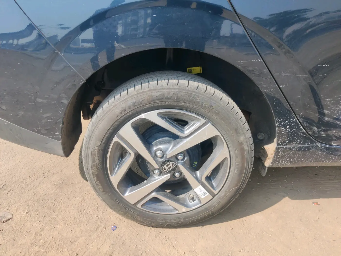 2025 Hyundai AURA SX 1.2 CNG, CNG, Manual, 6,455 km, tyre