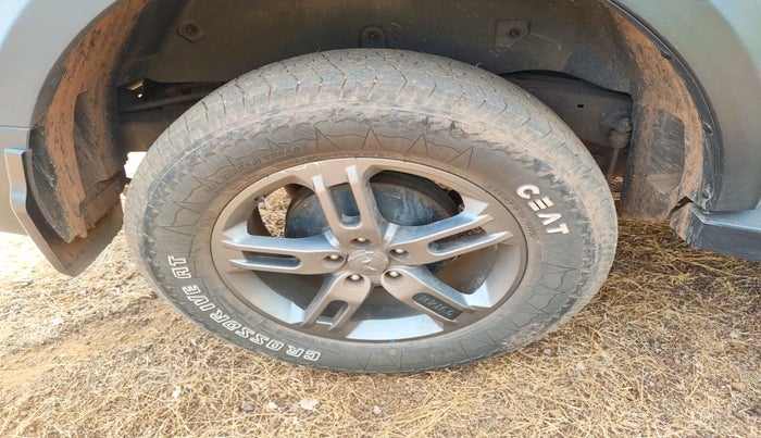 2023 Mahindra Thar LX D HT 2WD MT, Diesel, Manual, 51,964 km, tyre