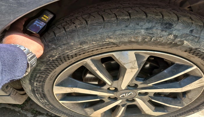 2019 Mahindra XUV300 W8 (O) 1.2 PETROL, Petrol, Manual, 63,590 km, tyre