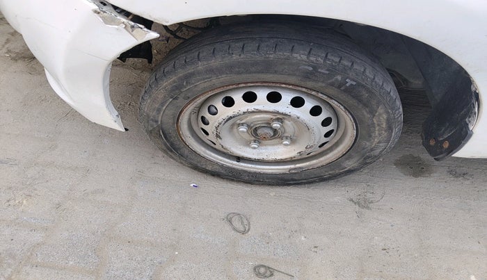 2016 Datsun Go A, CNG, Manual, 1,46,690 km, tyre