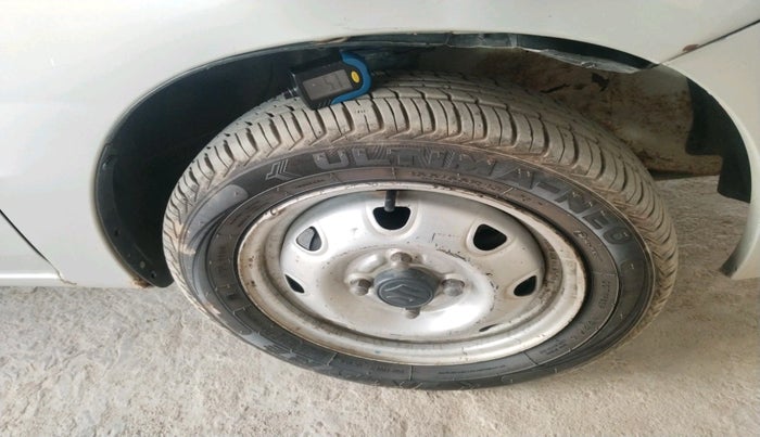 2012 Maruti Zen Estilo LX, Petrol, Manual, 44,744 km, tyre