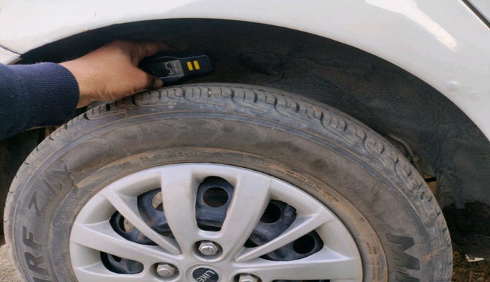 2012 Hyundai i10 MAGNA 1.2, Petrol, Manual, 63,878 km, tyre