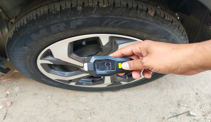 2017 Honda BR-V 1.5L I-VTEC V CVT, Petrol, Automatic, 55,296 km, tyre