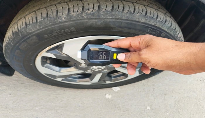 2017 Honda BR-V 1.5L I-VTEC V CVT, Petrol, Automatic, 55,296 km, tyre