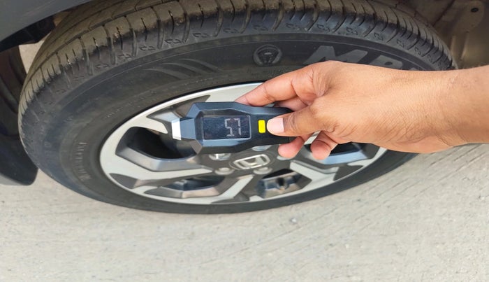 2017 Honda BR-V 1.5L I-VTEC V CVT, Petrol, Automatic, 55,296 km, tyre