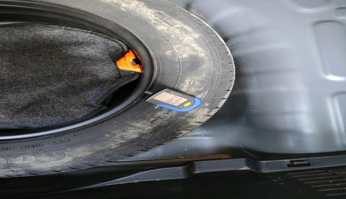 2023 Hyundai VENUE S (O) 1.0 Turbo MT, Petrol, Manual, 2,064 km, tyre