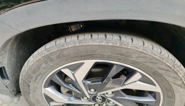 2021 Hyundai Creta SX (O) AT 1.5 DIESEL, Diesel, Automatic, 1,14,783 km, tyre