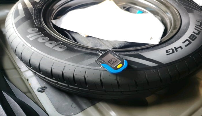 2021 Hyundai Creta SX (O) AT 1.5 DIESEL, Diesel, Automatic, 1,14,783 km, tyre