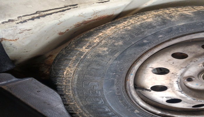 2012 Maruti Swift Dzire LDI, Diesel, Manual, 1,42,153 km, tyre