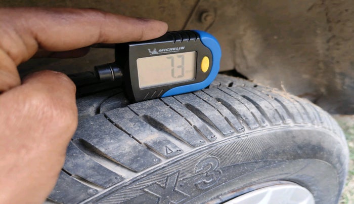 2011 Toyota Etios Liva G, Petrol, Manual, 92,880 km, tyre