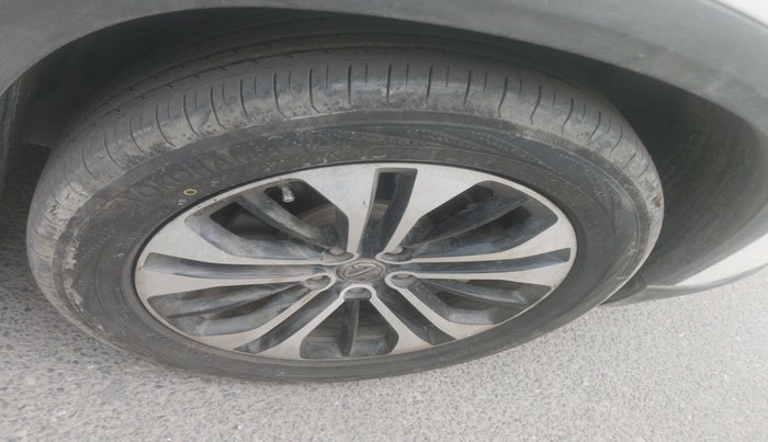 2022 MG HECTOR SHARP HYBRID 1.5 PETROL, Petrol, Manual, 55,273 km, tyre